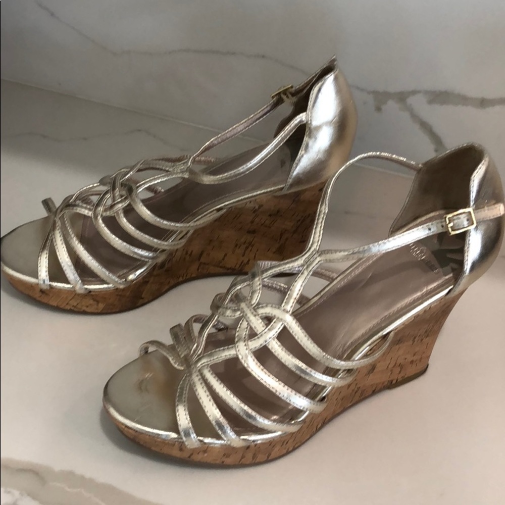 Fergalicious Women's Gold Straps with Buckle